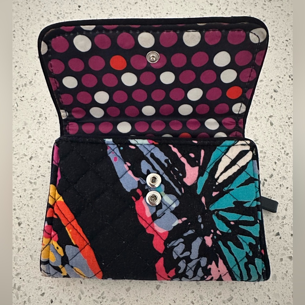 Vera Bradley RFID Quilted Floral Wallet with Security Protection - Picture 4 of 10